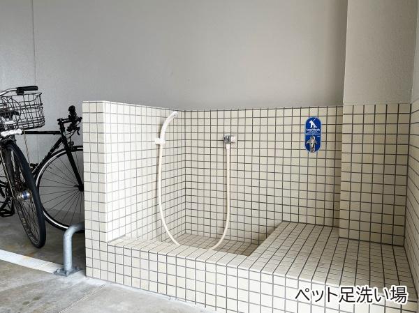 アルファスマート国立劇場前