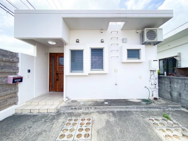 沖縄市桃原３丁目の中古一戸建て