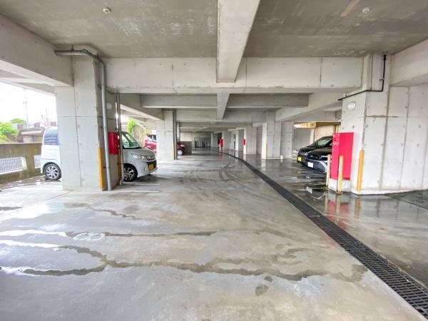 パラティーノ仲西(駐車場)