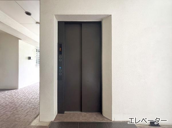 シャールレーク首里城公園4号棟(ロビー)