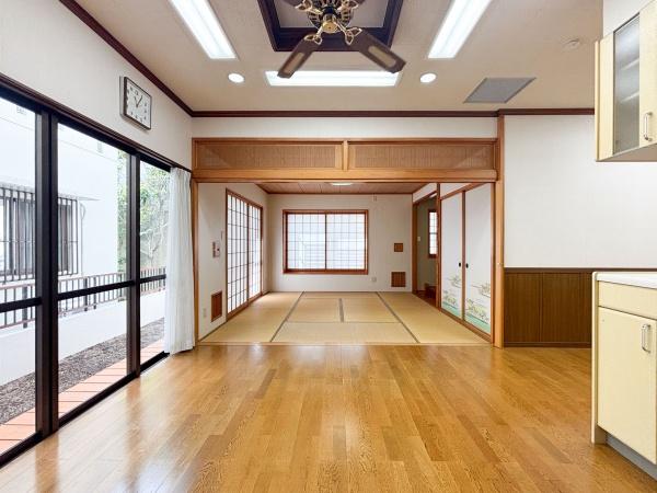 那覇市安謝２丁目の中古一戸建て
