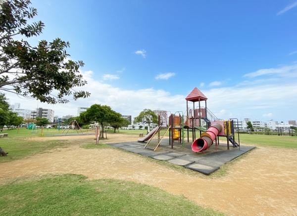 那覇市古島２丁目の中古一戸建て(真嘉比中央公園)