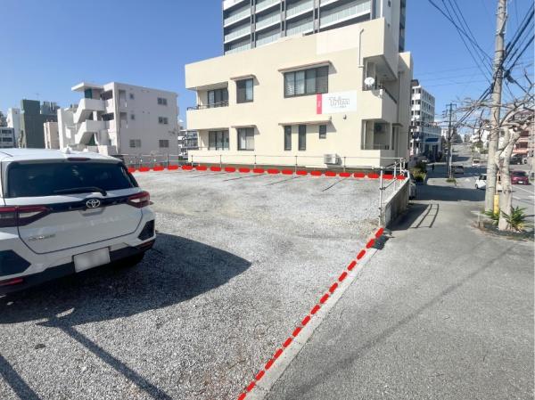 那覇市真嘉比１丁目の土地