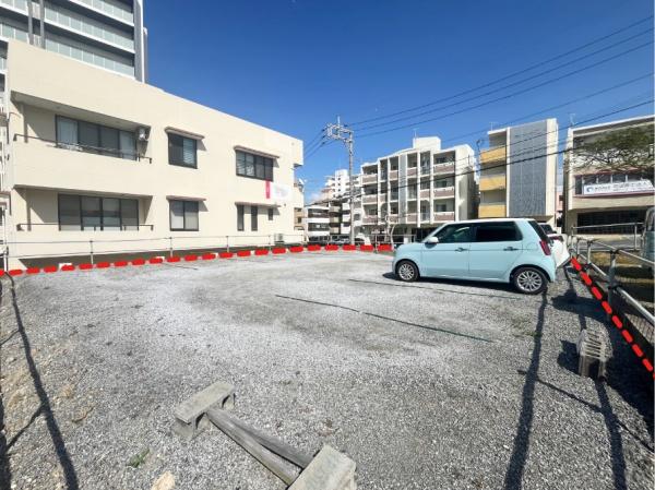 那覇市真嘉比１丁目の土地