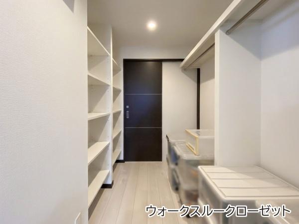 ワイズベイシティ泡瀬