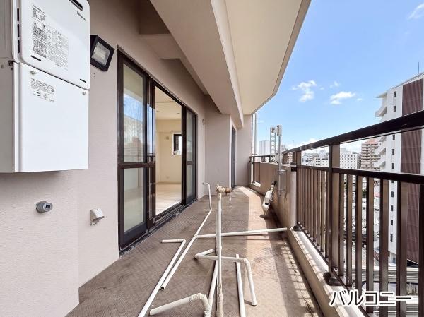 Ｆステージ牧志駅前