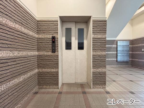 Ｆステージ牧志駅前