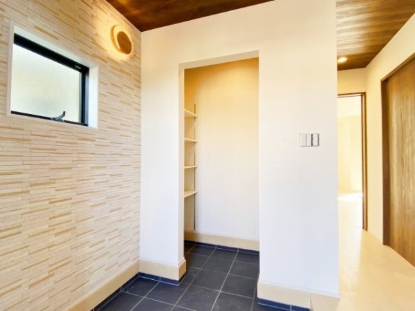 ブルーライン「中川」新築戸建て