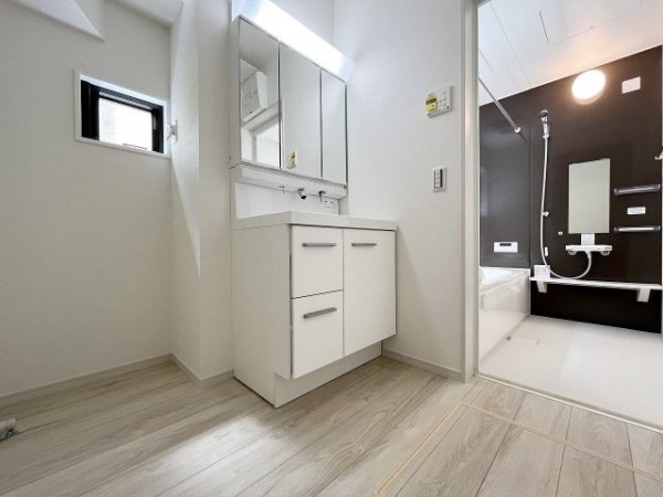 グリーンライン「高田」新築戸建て