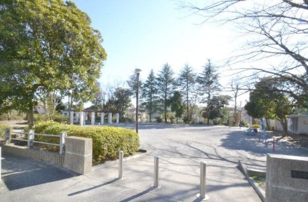 東急田園都市線「あざみ野」すすき野団地第2住宅4-7号棟(もみの木公園)