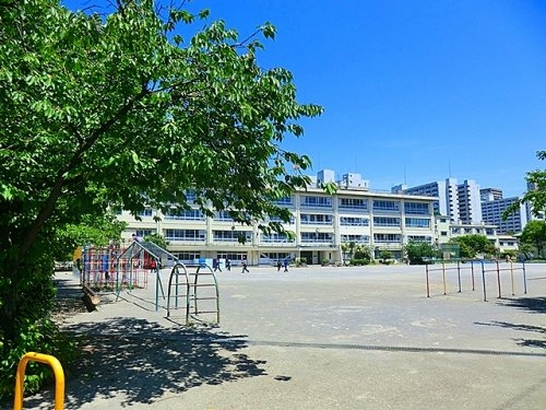 JR京浜東北線「川崎」ヴィルクレール川崎タワー(川崎市立幸町小学校)