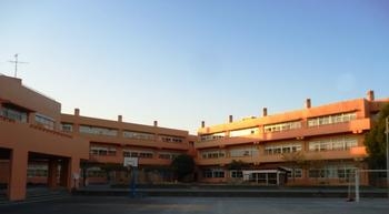 【南向き眺望良好!駅や学校も便利!】しいの木台ハイツ1号棟(横浜市立荏田南小学校)