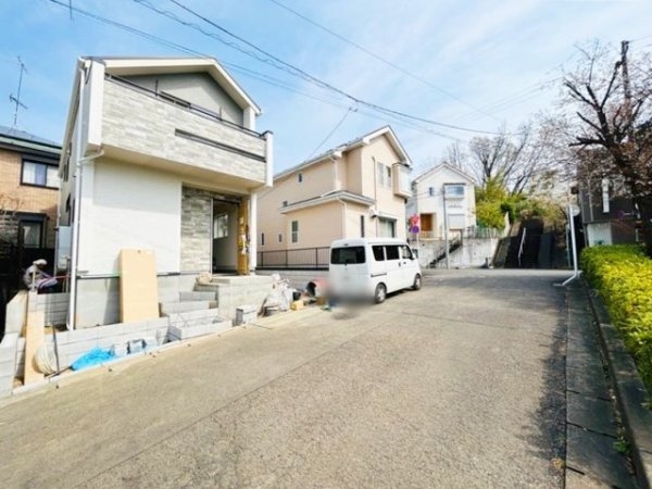 小田急線「鶴川」新築戸建