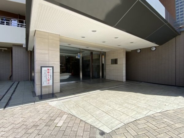 ジェイパーク向ヶ丘メイプルハウス(エントランス)