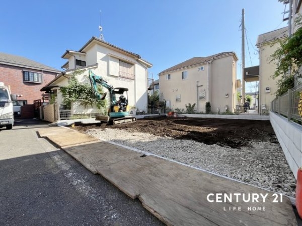 府中市武蔵台3丁目の土地(前面道路含む現地写真)