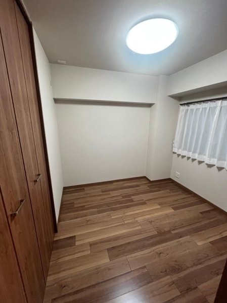 中銀大倉山マンシオン(洋室)