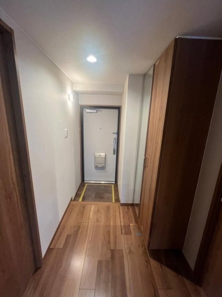 中銀大倉山マンシオン(玄関)