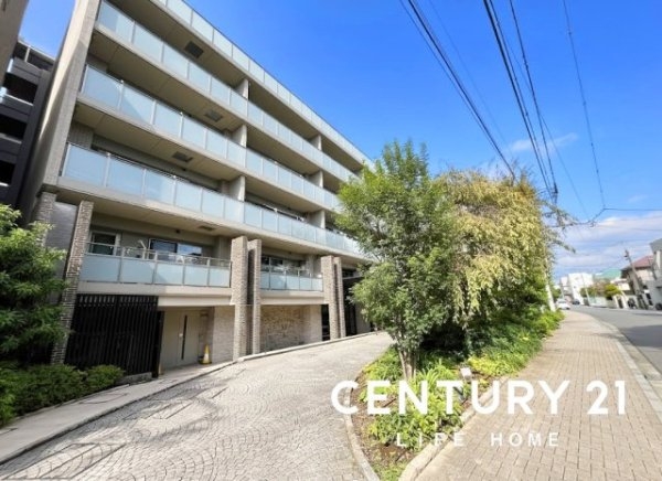 プレイスコート喜多見