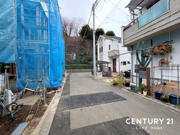 小田急線「喜多見」駅　新築