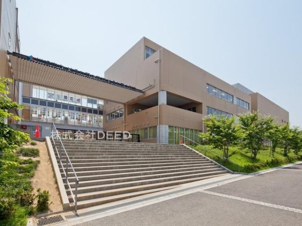 リーデンススクエアはるひ野(川崎市立はるひ野中学校)