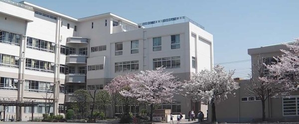 ライオンズヴィアーレ横濱ベイ壱番館(川崎市立京町小学校)