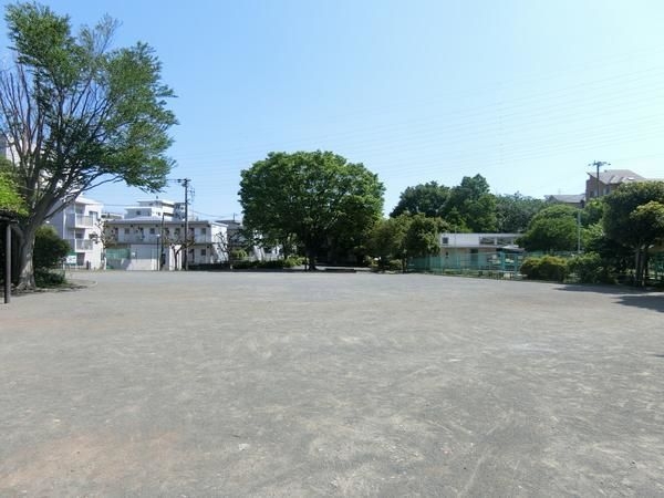 横浜市港北区仲手原２丁目の中古一戸建て(仲手原二丁目公園)