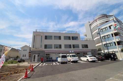 BELISTA溝の口(セブンイレブン川崎末長店)