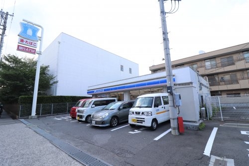 BELISTA溝の口(ローソン高津末長店)