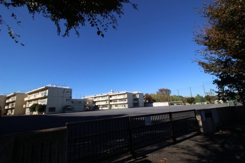 横浜市青葉区大場町の中古一戸建て(横浜市立みたけ台中学校)