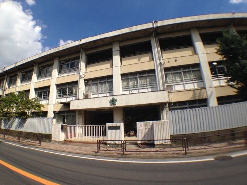 コスモ久地(川崎市立稲田中学校)