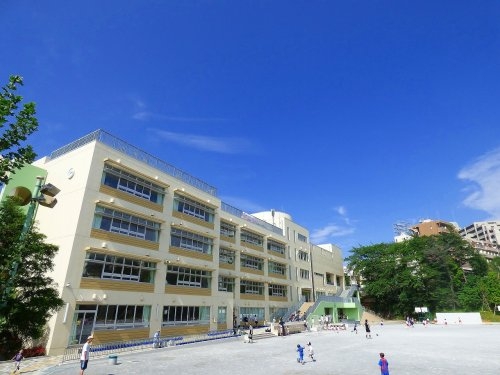 パークホームズ新百合ヶ丘　山手の杜(川崎市立百合丘小学校)