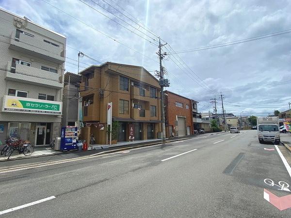 右京区西院久田町　一棟アパート