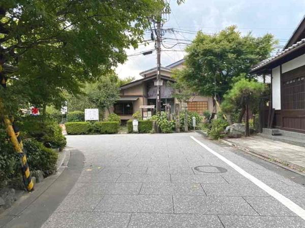 京都市右京区嵯峨鳥居本小坂町の中古一戸建て