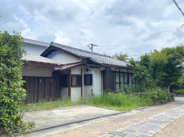 京都市右京区嵯峨鳥居本小坂町の中古一戸建て