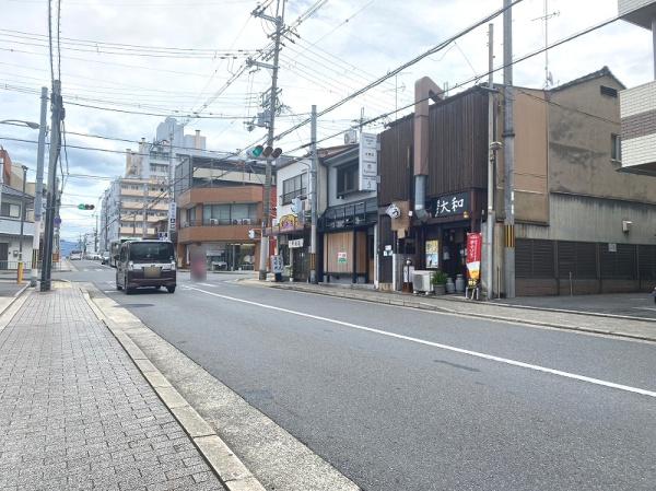 中京区西ノ京北壺井町　　店舗