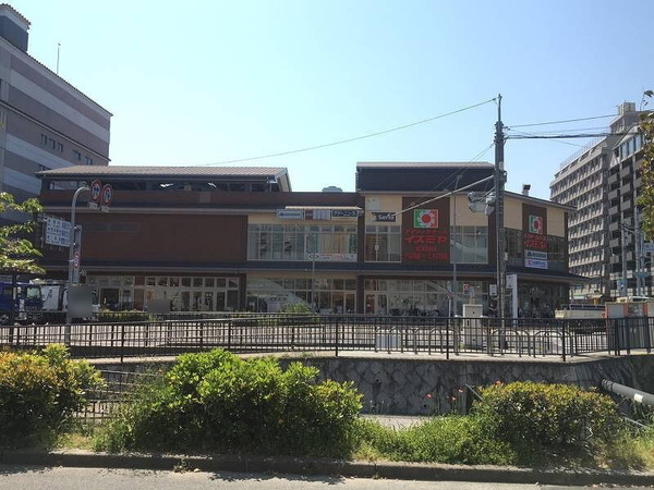 京都市上京区清和院町の中古一戸建て(デイリーカナートイズミヤ堀川丸太町店)