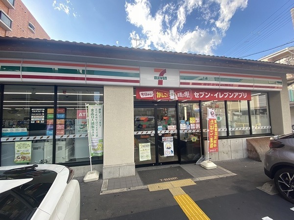 アクアプレイス京都二条城北(セブンイレブン京都出世稲荷前店)