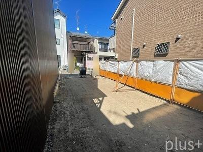 京都市右京区梅津罧原町の新築一戸建