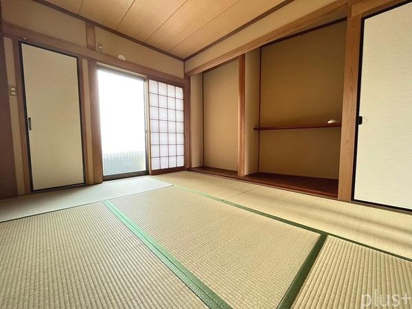 右京区太秦森ケ前町　店舗付中古戸建