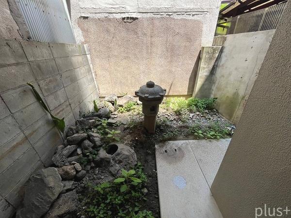 右京区太秦森ケ前町　店舗付中古戸建