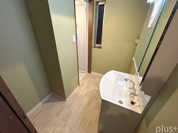 京都市上京区西五辻東町の中古一戸建て(洗面台・洗面所)