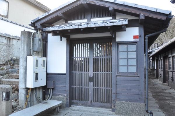 右京区嵯峨鳥居本小坂町　店舗