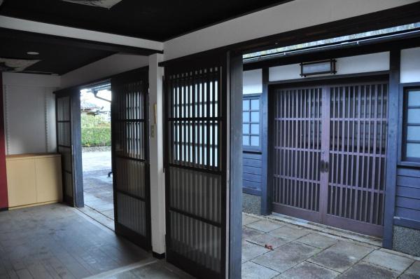 右京区嵯峨鳥居本小坂町　店舗