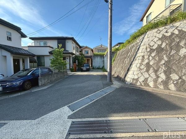 京都市右京区宇多野上ノ谷町の土地