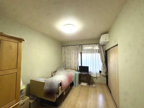 中京区西ノ京南両町　中古テラス