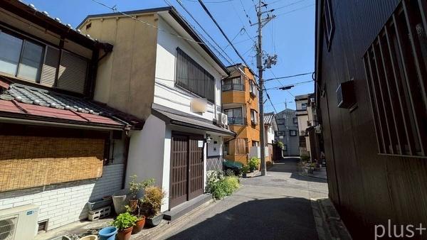 右京区西院坤町　簡易宿所