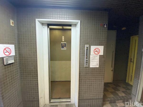 河原町御池のテナントビル