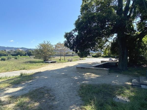 北区小山堀池町 一棟アパート(鴨川公園)