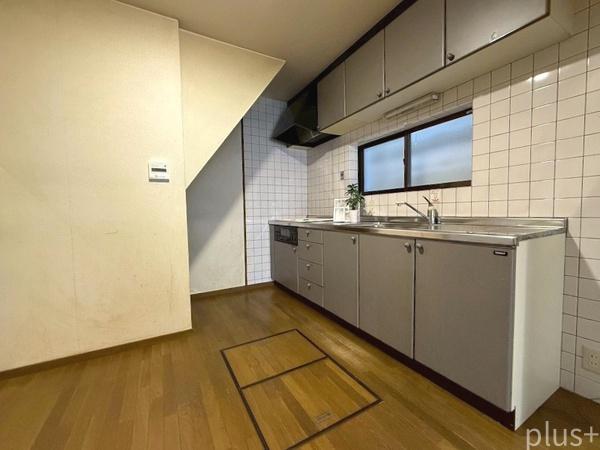 右京区嵯峨広沢池下町　中古戸建