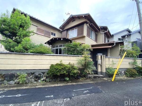 右京区太秦開日町　中古戸建
